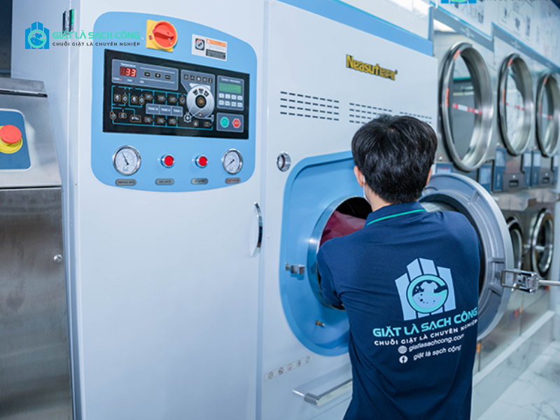 Giặt Hơi Cao Cấp - Nâng Tầm Trang Phục, Bảo Vệ Giá Trị
